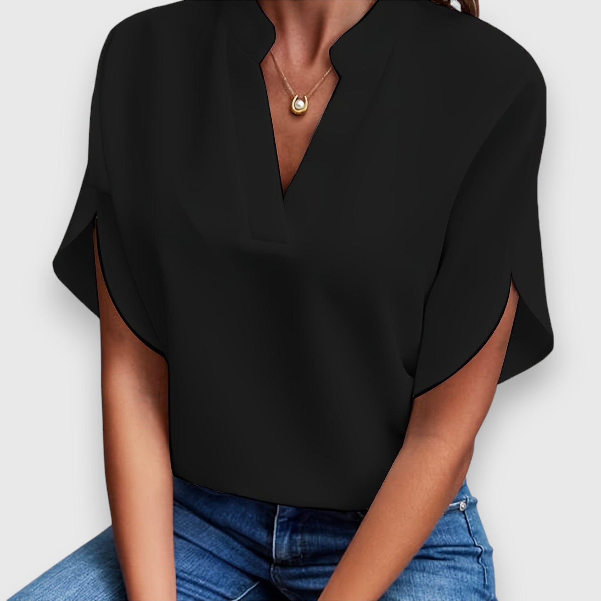 Amina | Classic Blouse