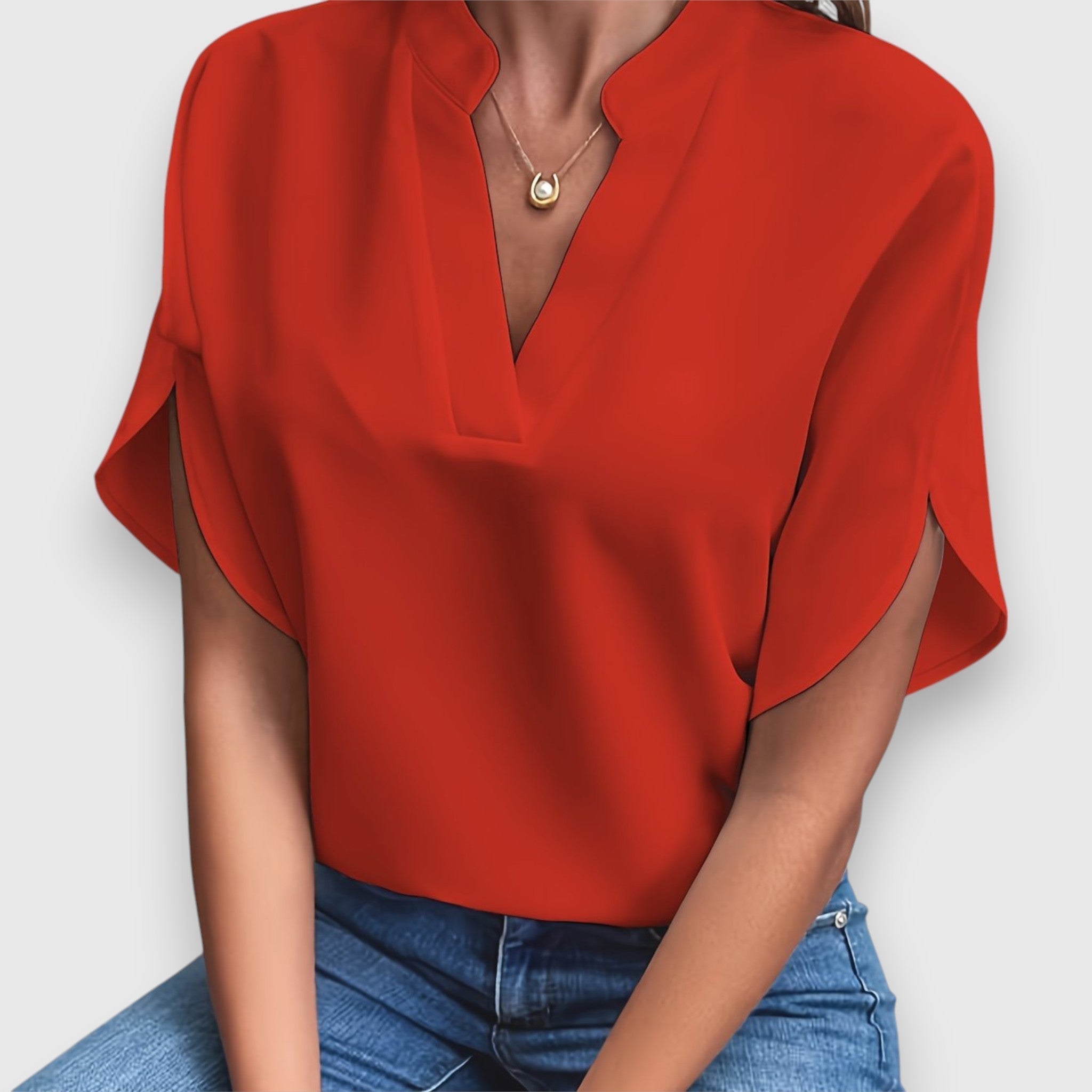 Amina | Classic Blouse