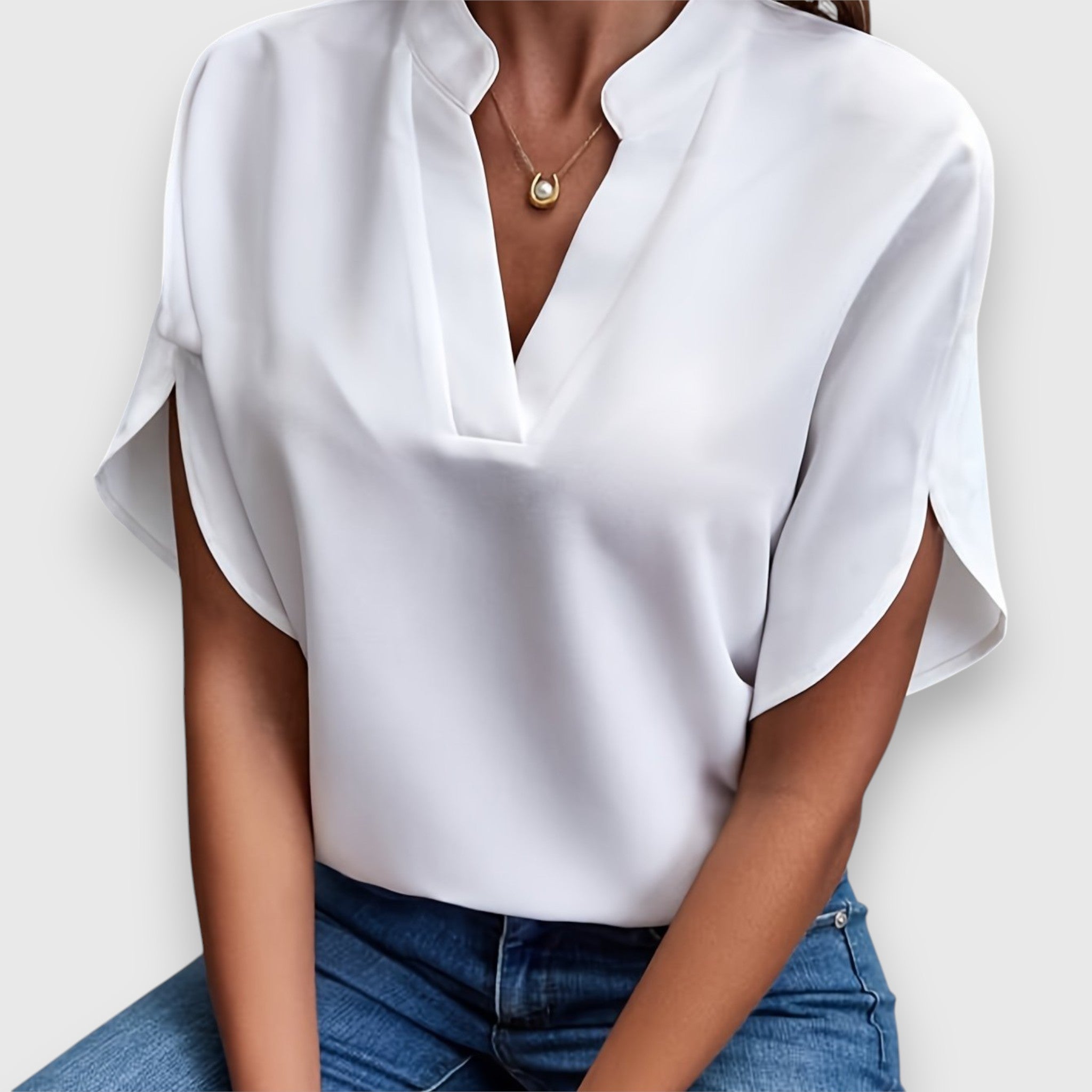 Amina | Classic Blouse