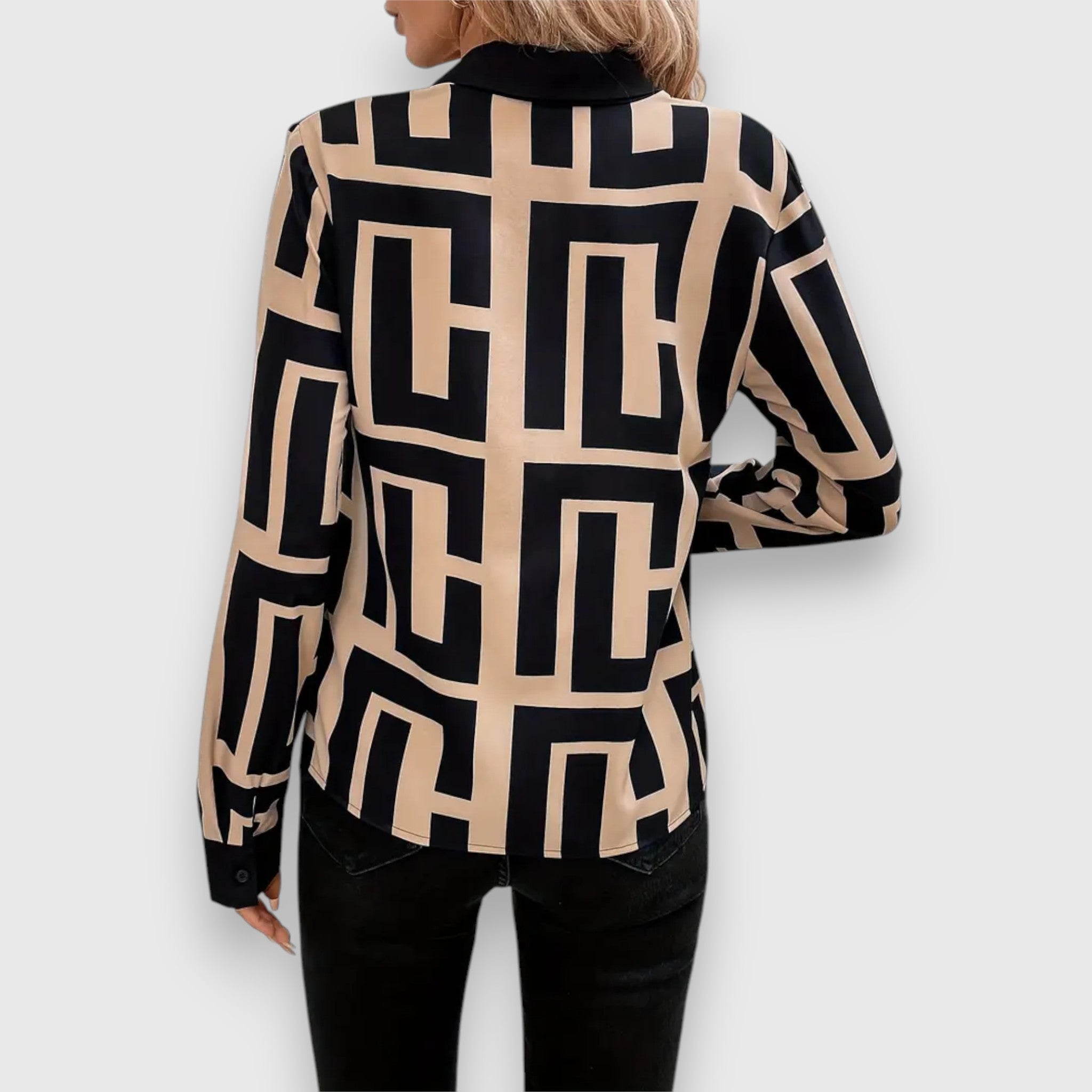 Liana | Fluid Blouse with Geometric Pattern